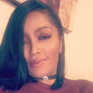 Meet your Posher, Monique